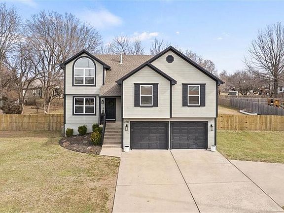 2nd image of 2210 NW R D Mize Rd