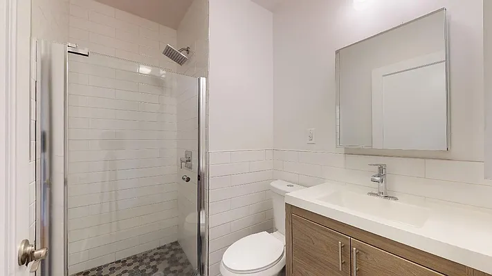 Rented by Bond New York | media 31