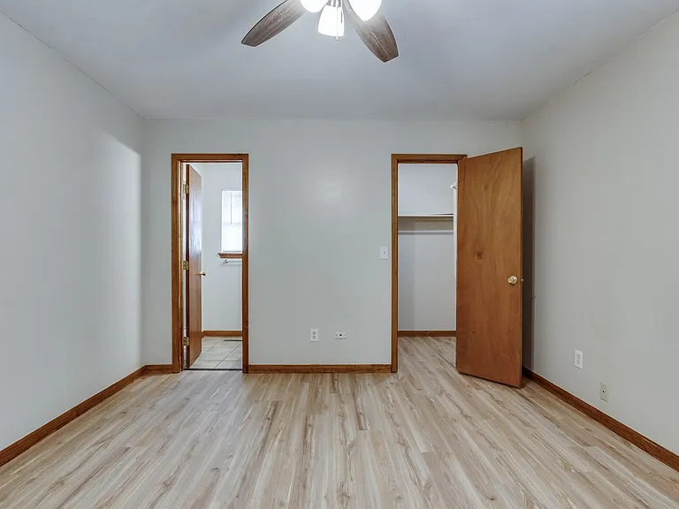 819 N Eagle Ln — Photo 33