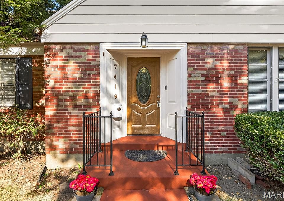 7419 Woodland Way, Saint Louis, MO 63121 | Zillow