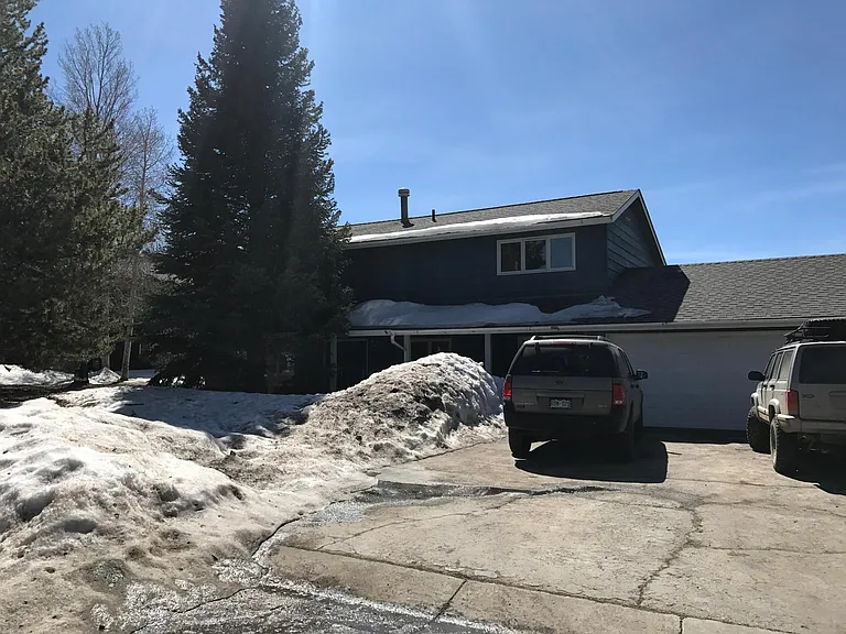 30 Beaver Ct — Photo 1