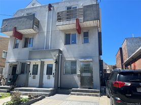 4312 157th St, Flushing, NY
