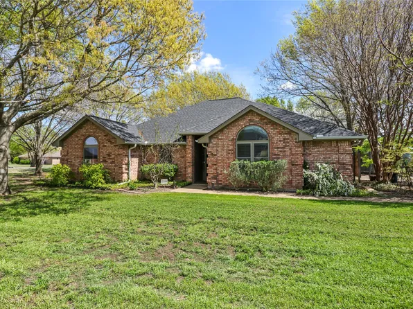 116 Buckhorn, Waxahachie, TX 75165
