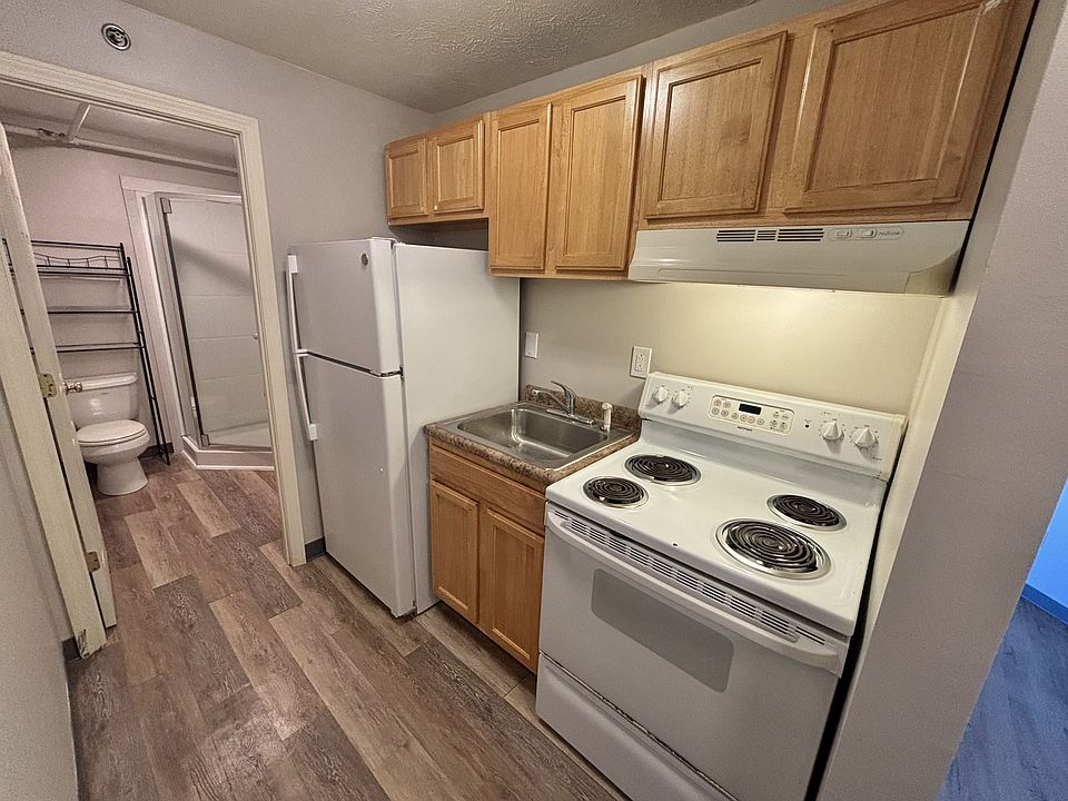 1st image of 49 Harbor Ave #10733336