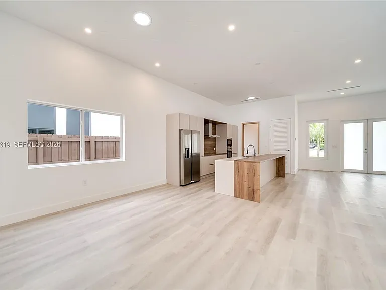 8990 N Miami Ave — Photo 19