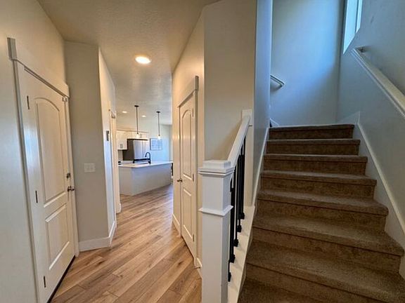 3rd image of 4368 W Hemsley Ln
