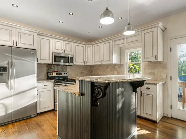 1627 S Lewis Ave — Photo 19