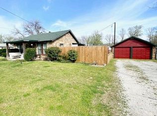 213 Knox Ave, Boyd, TX 76023