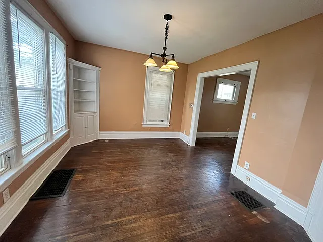 1349 Hildreth Ave — Photo 4