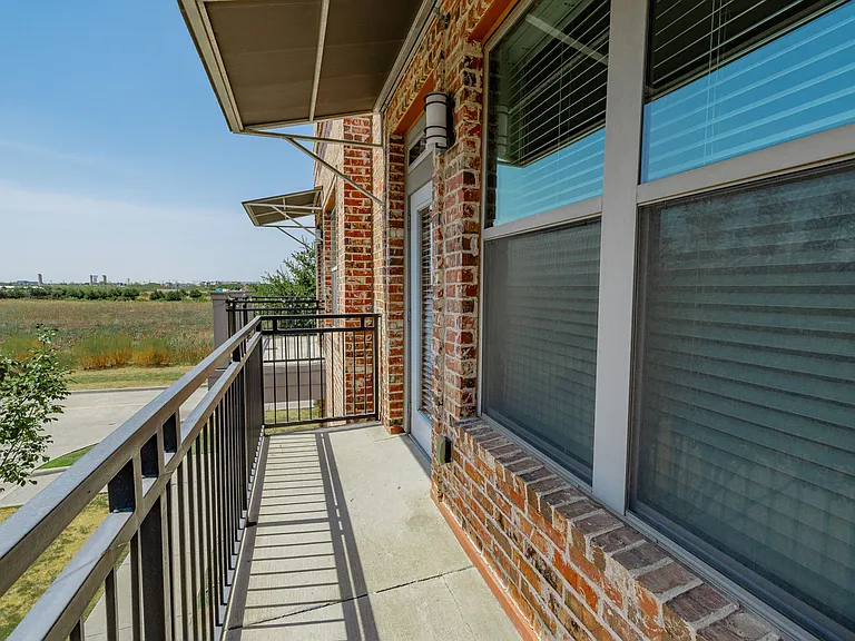 The District At Cypress Waters - Parson's Green — Photo 1042