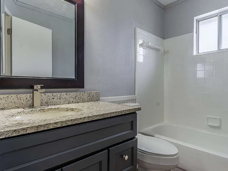 3909 Stonehaven Rd — Photo 19