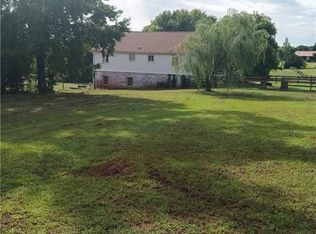 1131 Ferrell Ln, Madison, GA 30650