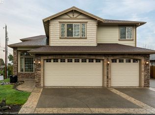 1068 NW 6th St, Gresham, OR 97030