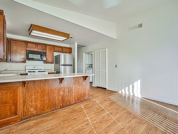 4th image of 1505 Wintergreen Dr