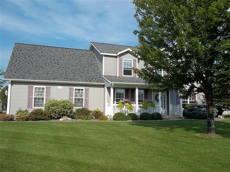 2811 Oaklawn Park photo 1