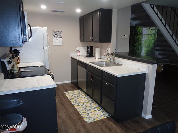 5th image of 14259 N OAKWOOD Lane W
