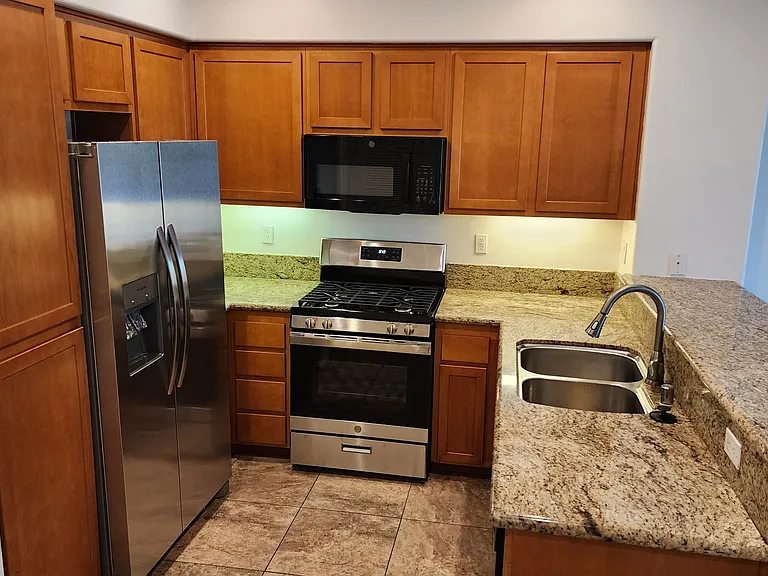 4300 Newton Ave #ASK — Photo 9