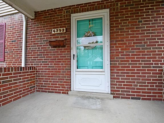 4th image of 6792 Marvin Ave