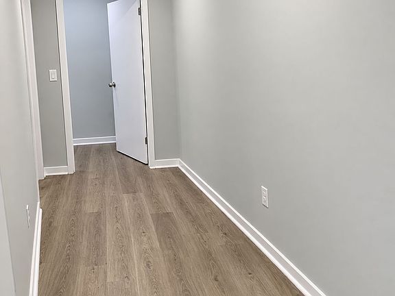 5th image of 41 Ryle Ave #2