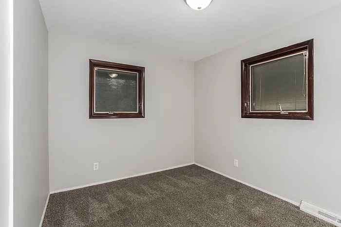 9292 Coogan Dr — Photo 8