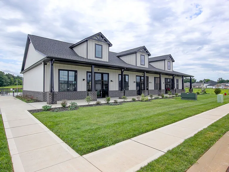 2547 Rafiki Dr — Photo 10