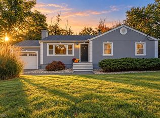 5 Hickory Pl, Randolph Twp., NJ 07869
