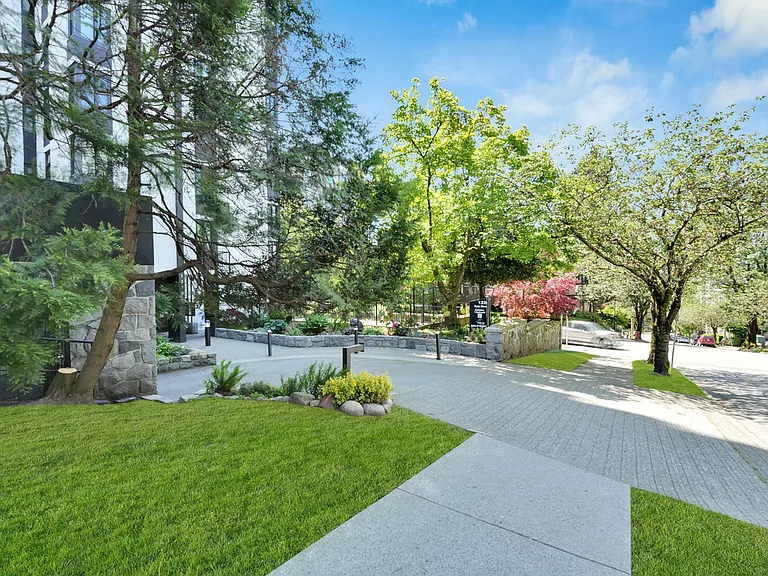 1320 Bute St — Photo 13