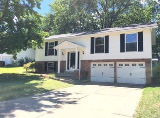 23 Jane Dr, Saint Peters, MO 63376
