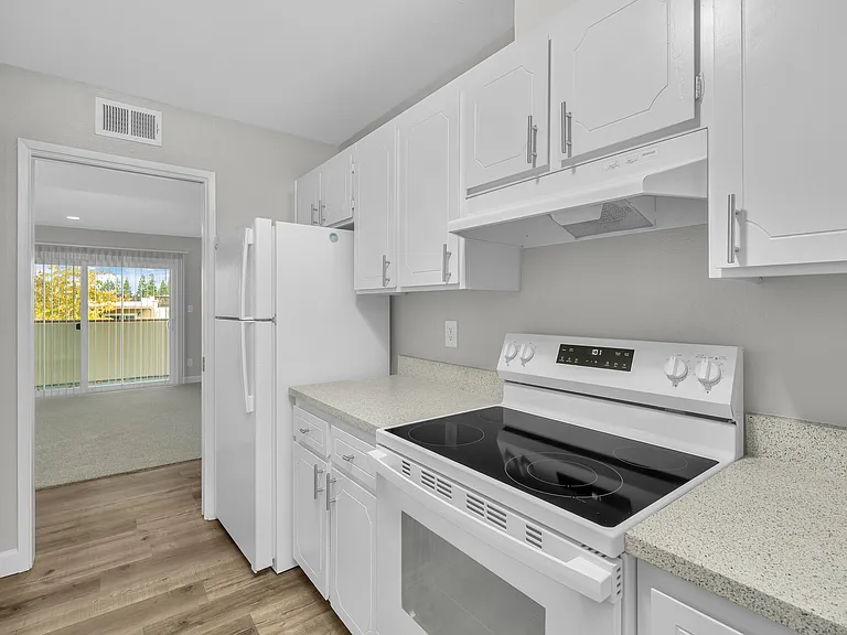 Crestview North Apartments — Photo 45