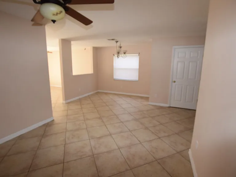 13098 Lexington Summit St — Photo 7