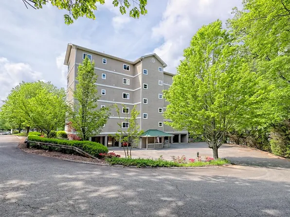 121 River St Unit 4B, Hiawassee, GA 30546