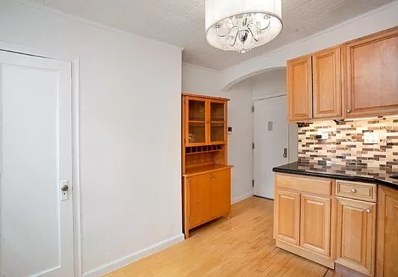 5th image of 170 Mulberry St #D4