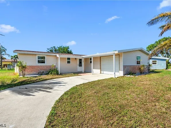 160 Francis Dr, Port Charlotte, FL 33952