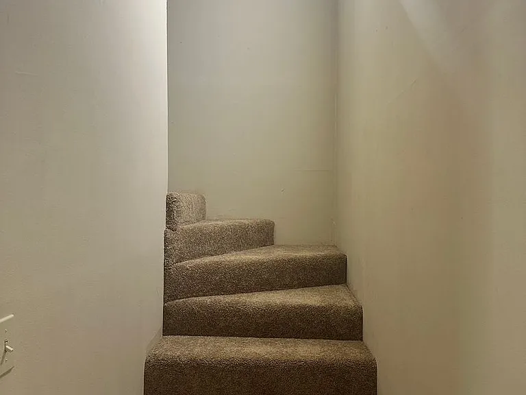 2738 Tyndall Dr — Photo 14