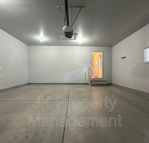3209 Wild Rose Ln — Photo 36