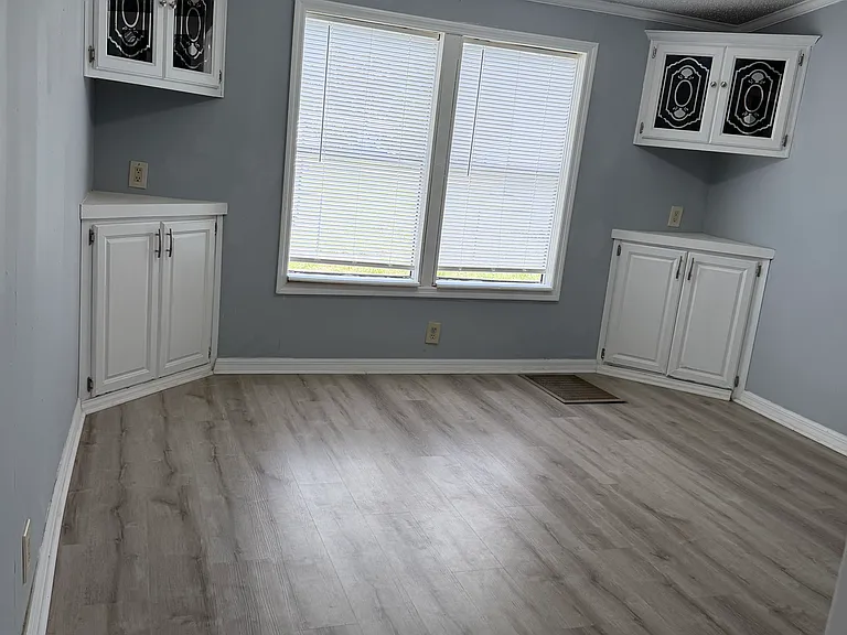 228 Gail Dr — Photo 15