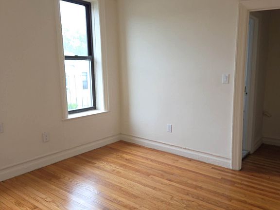 4th image of 348 86th St #303