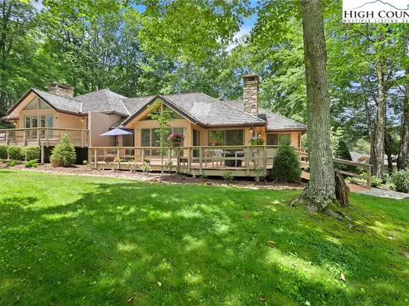 870 Clubhouse Drive #A2, Banner Elk, NC 28604