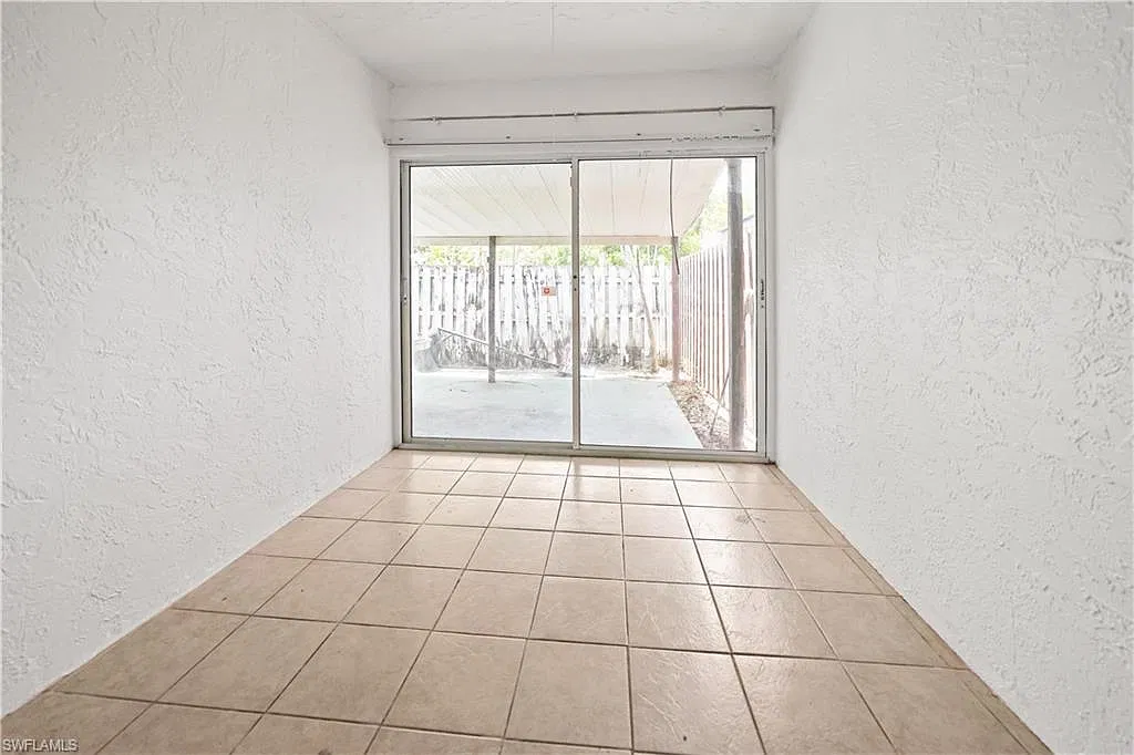 2 bed, 1.0 bath, 2483 sqft, $2,250 — Photo 1