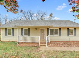 315 Malibu Canyon Dr, Columbia, TN 38401