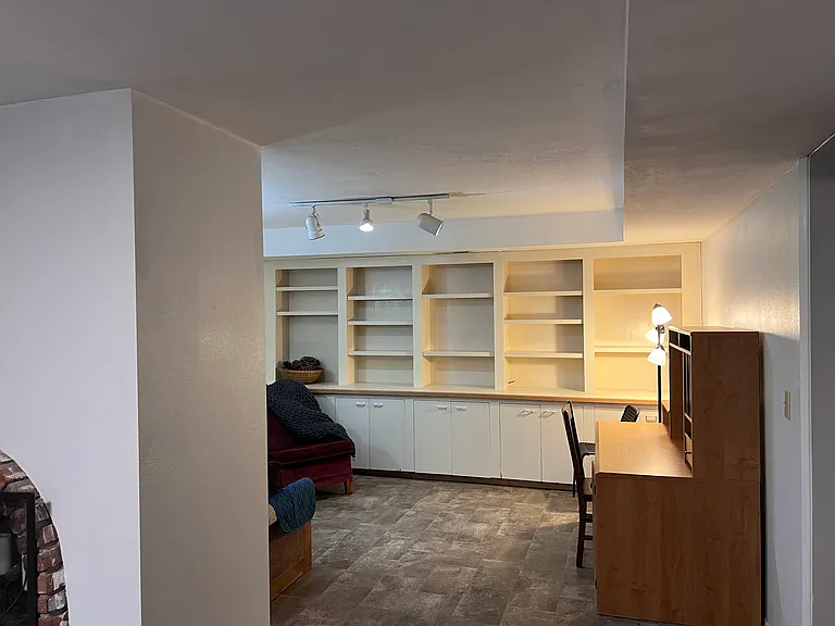 NW Ridgewood Dr — Photo 13