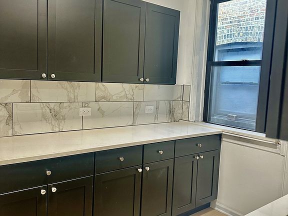 3rd image of 3402 W Carmen Ave APT 3