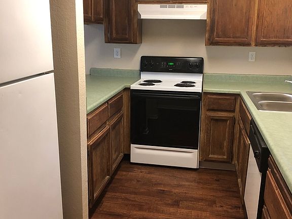 3rd image of 720 Sunrise Ave APT 3