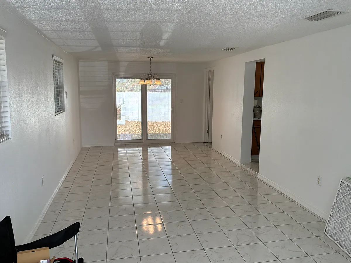 Building Photo - 1480 Austin St