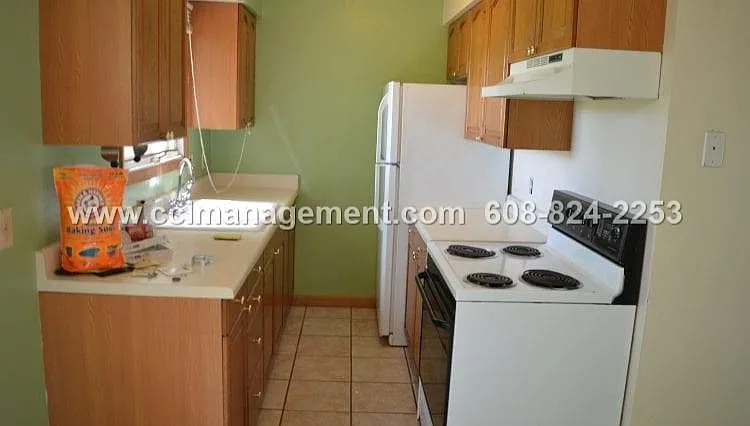 75 Tower Dr