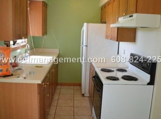 75 Tower Dr, Sun Prairie, WI 53590