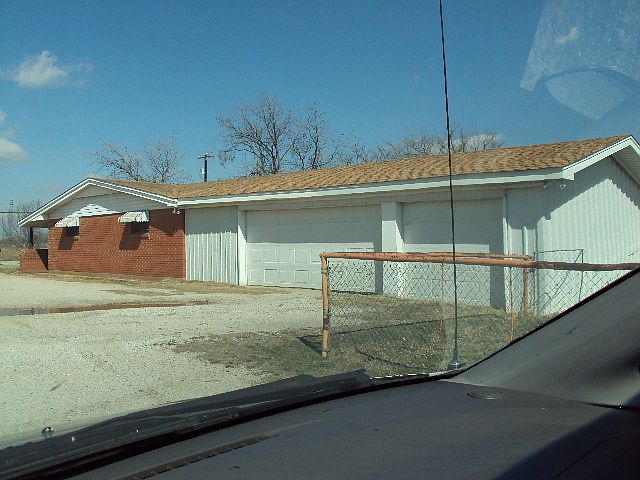 2nd image of 4451 Kiel Ln
