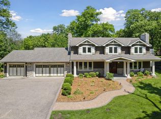 2113 Meeting St, Wayzata, MN 55391