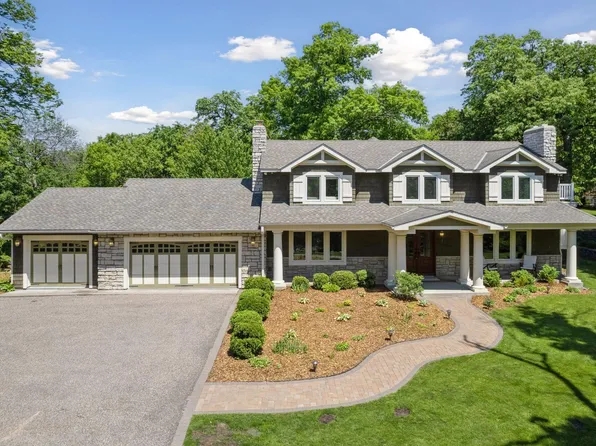 2113 Meeting St, Wayzata, MN 55391