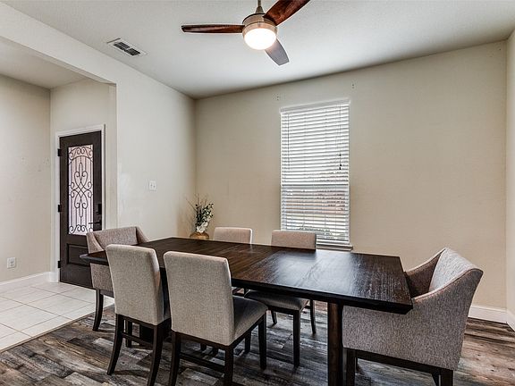 3rd image of 2205 Simmental Rd